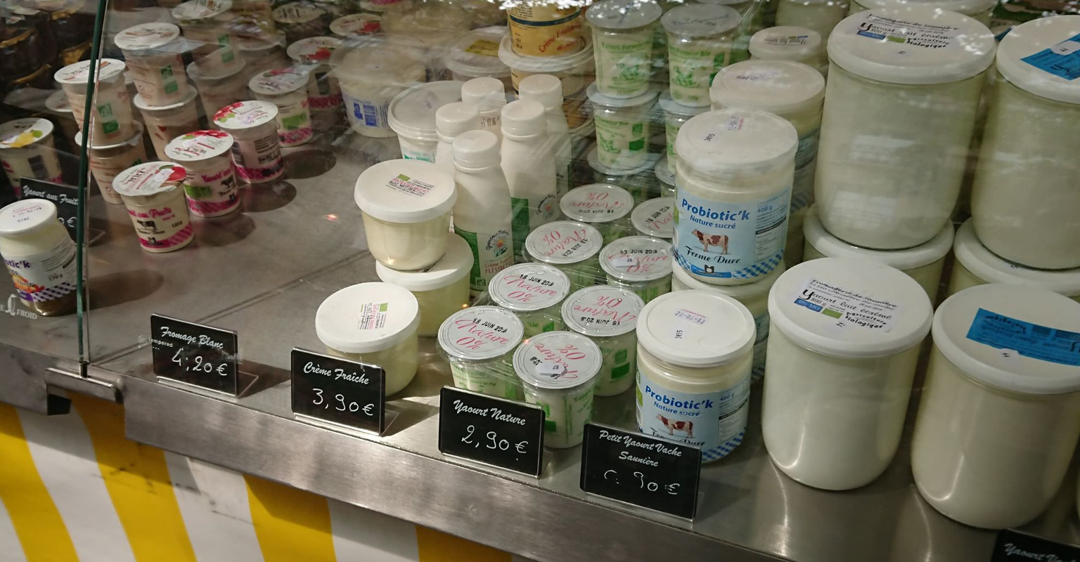 パリで開催されるBio限定のマルシェBio認定商品の乳製品