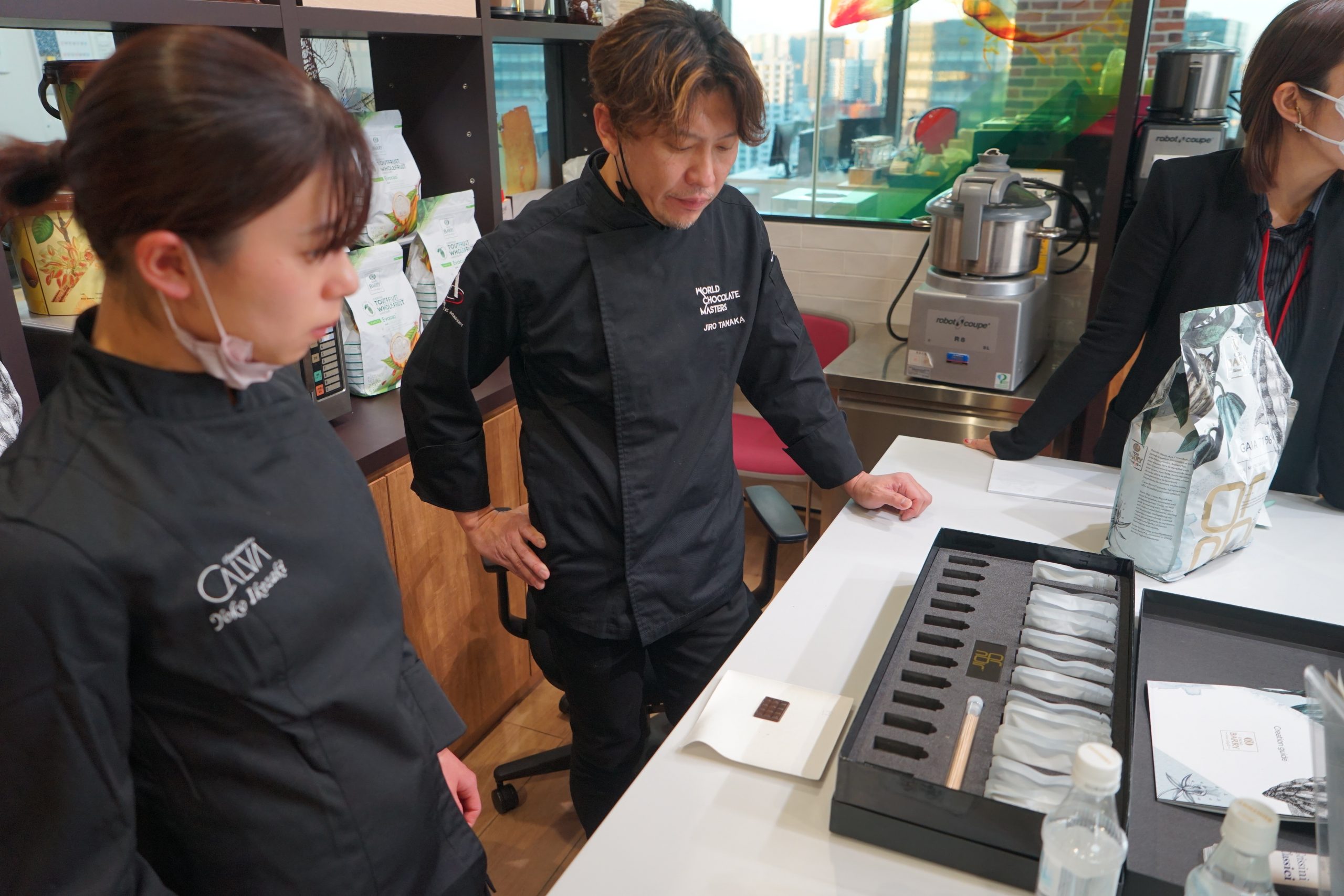 Chocolate Academy™(チョコレートアカデミー)センター東京 で自身のオールノワールを作りました