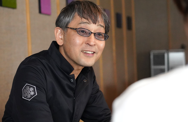 ニコ ショコラトリ矢ヶ部シェフ