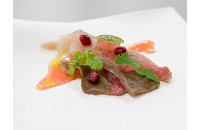 ブリのカルパッチョ、コスモポリタン風