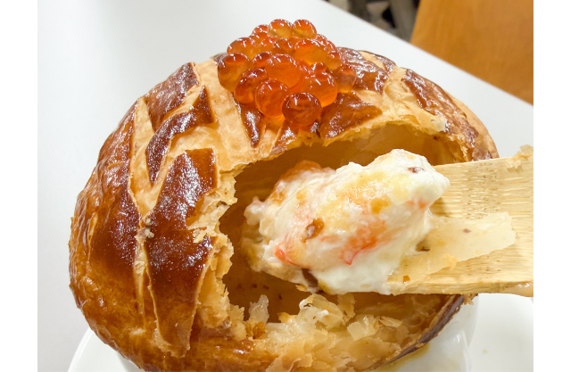 魚介のパイ包みスープ、コアントロー風味